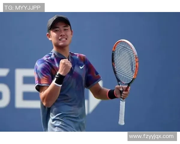 重庆网球队的中路突破之道：深度解析网球战术与训练秘诀