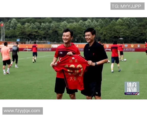 陕西足球传奇人物的崛起与发展探讨