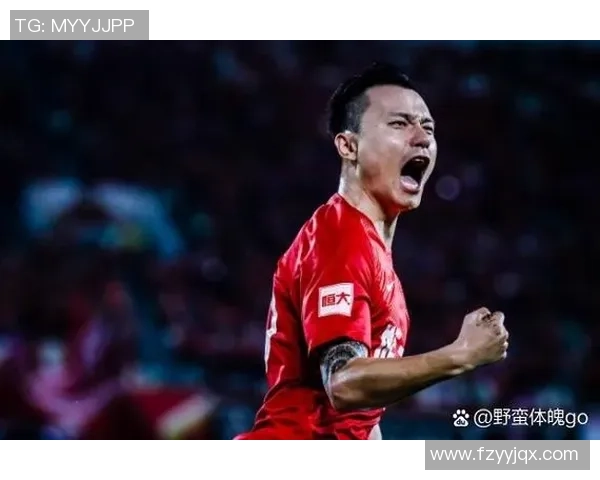 回顾足球传奇瞬间经典视频重温明星们的辉煌岁月与感动时刻